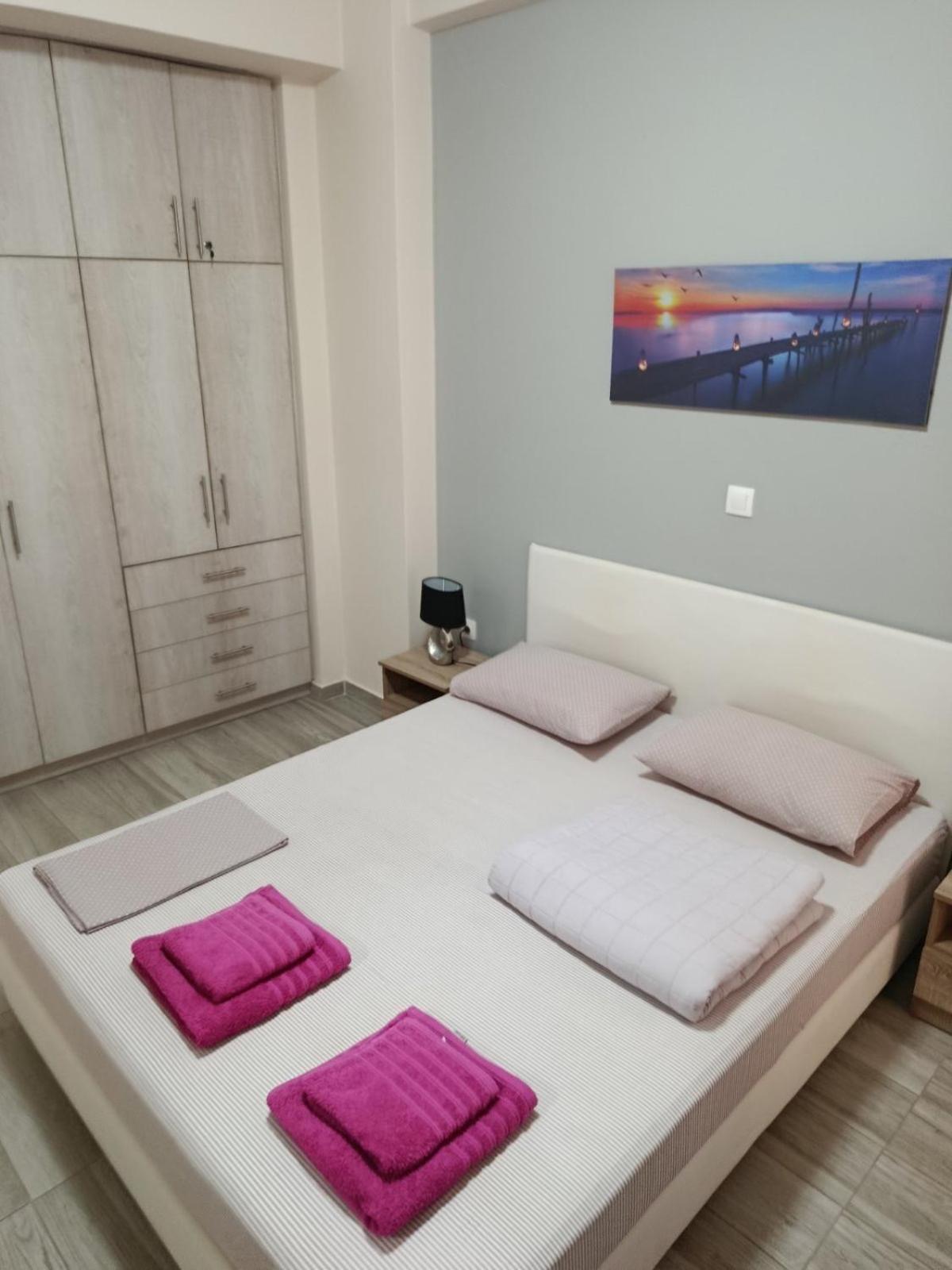 אתונה Alimos Apartments מראה חיצוני תמונה