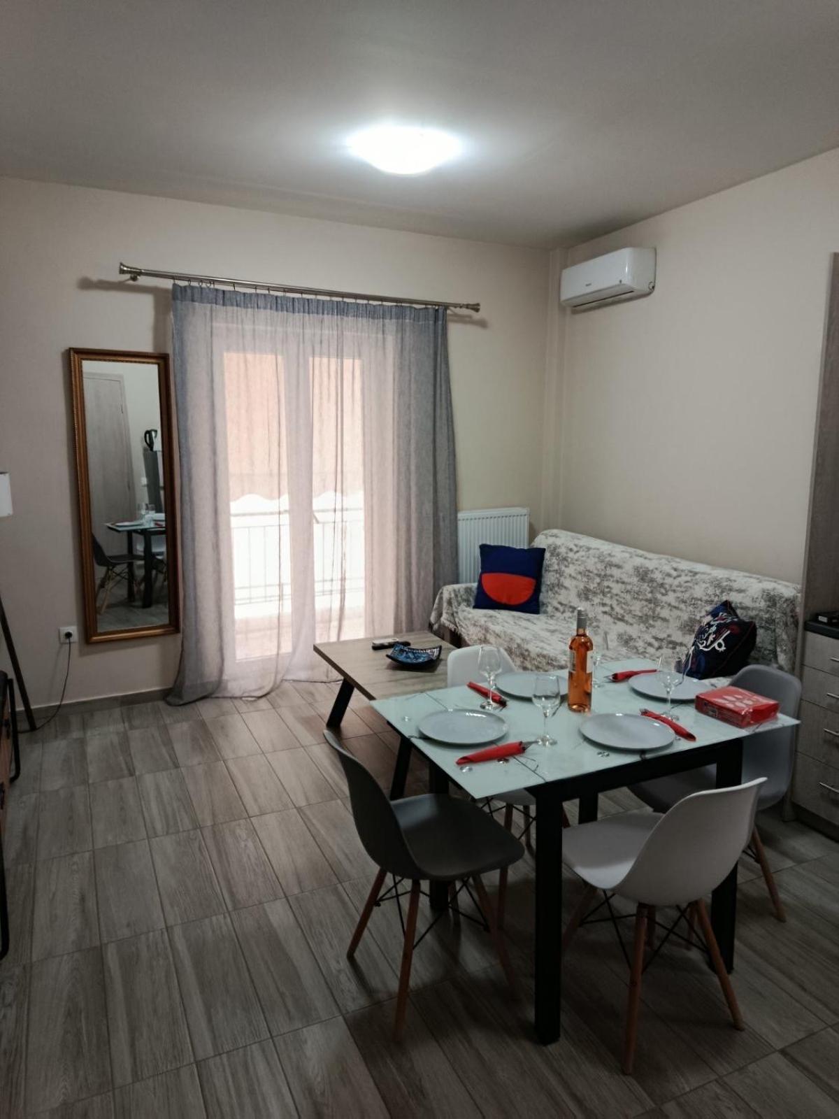 אתונה Alimos Apartments מראה חיצוני תמונה