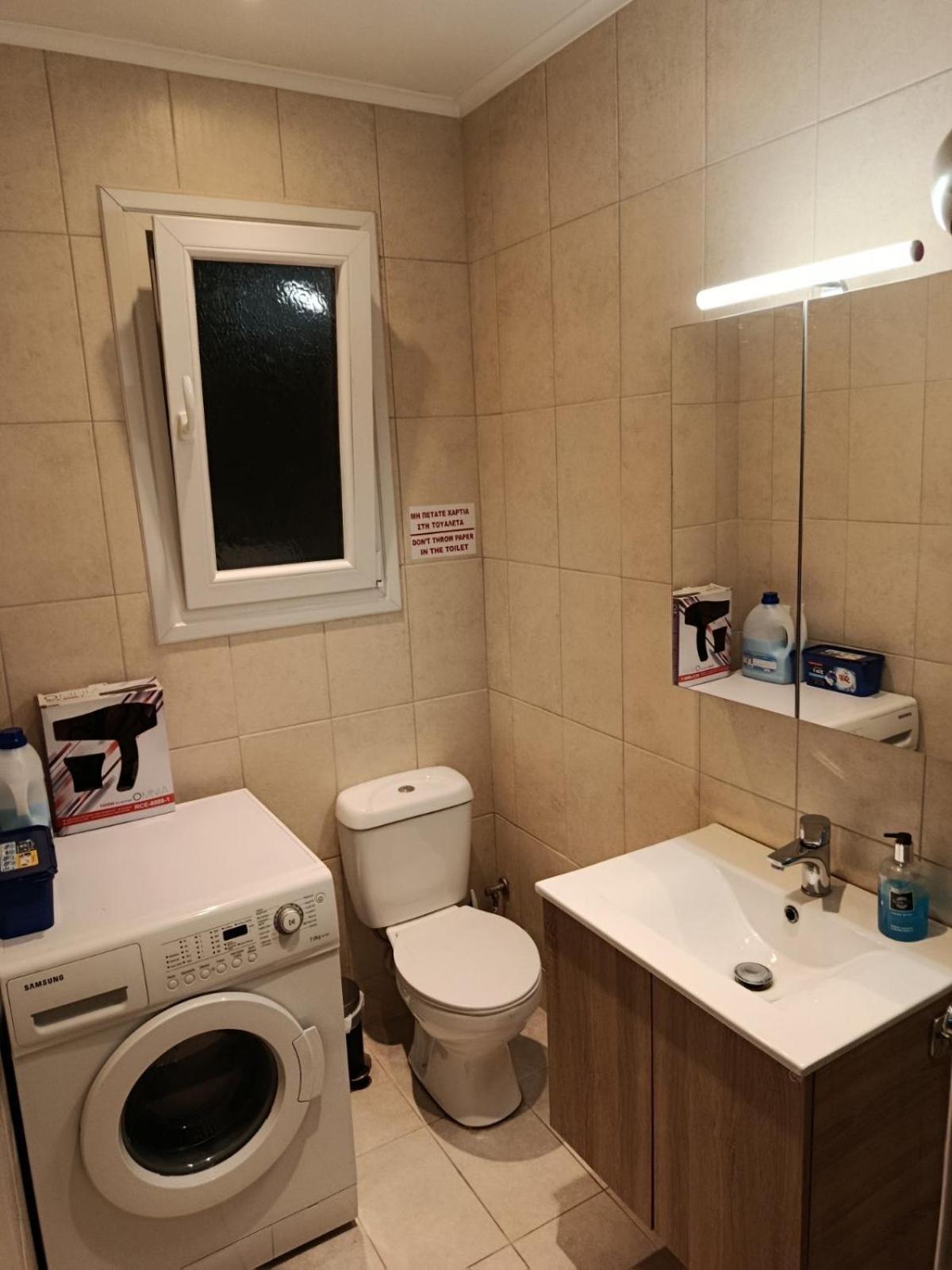 אתונה Alimos Apartments מראה חיצוני תמונה
